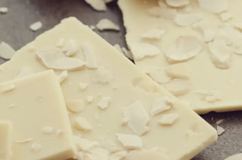 Regalos únicos en San Valentín: Cómo usar chocolate blanco para crearlos